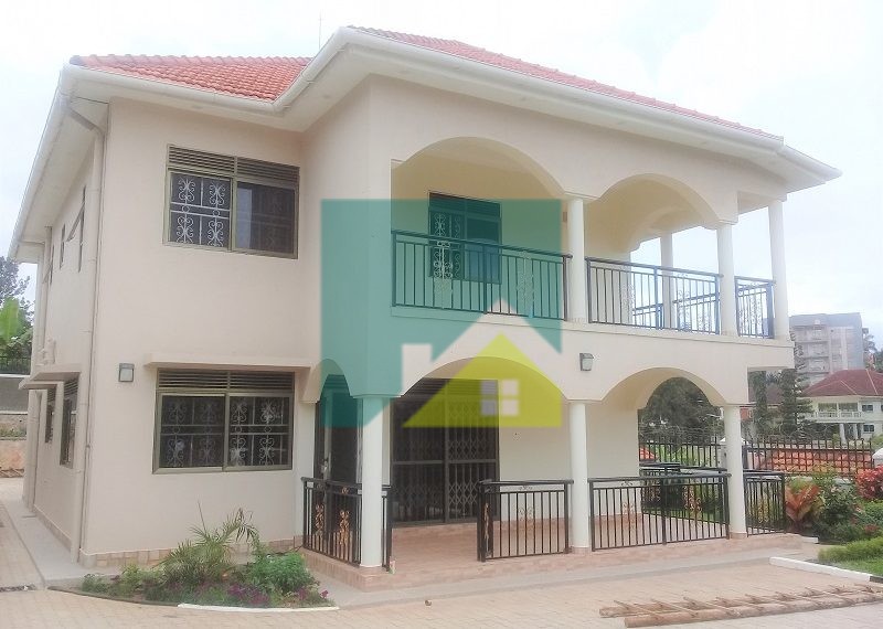 4 bedroom storeyed house for rent in Naguru
